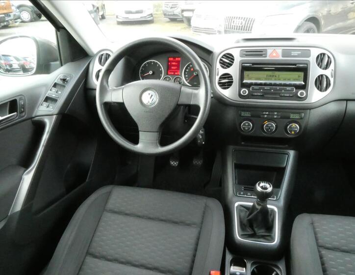 Volkswagen Tiguan 26