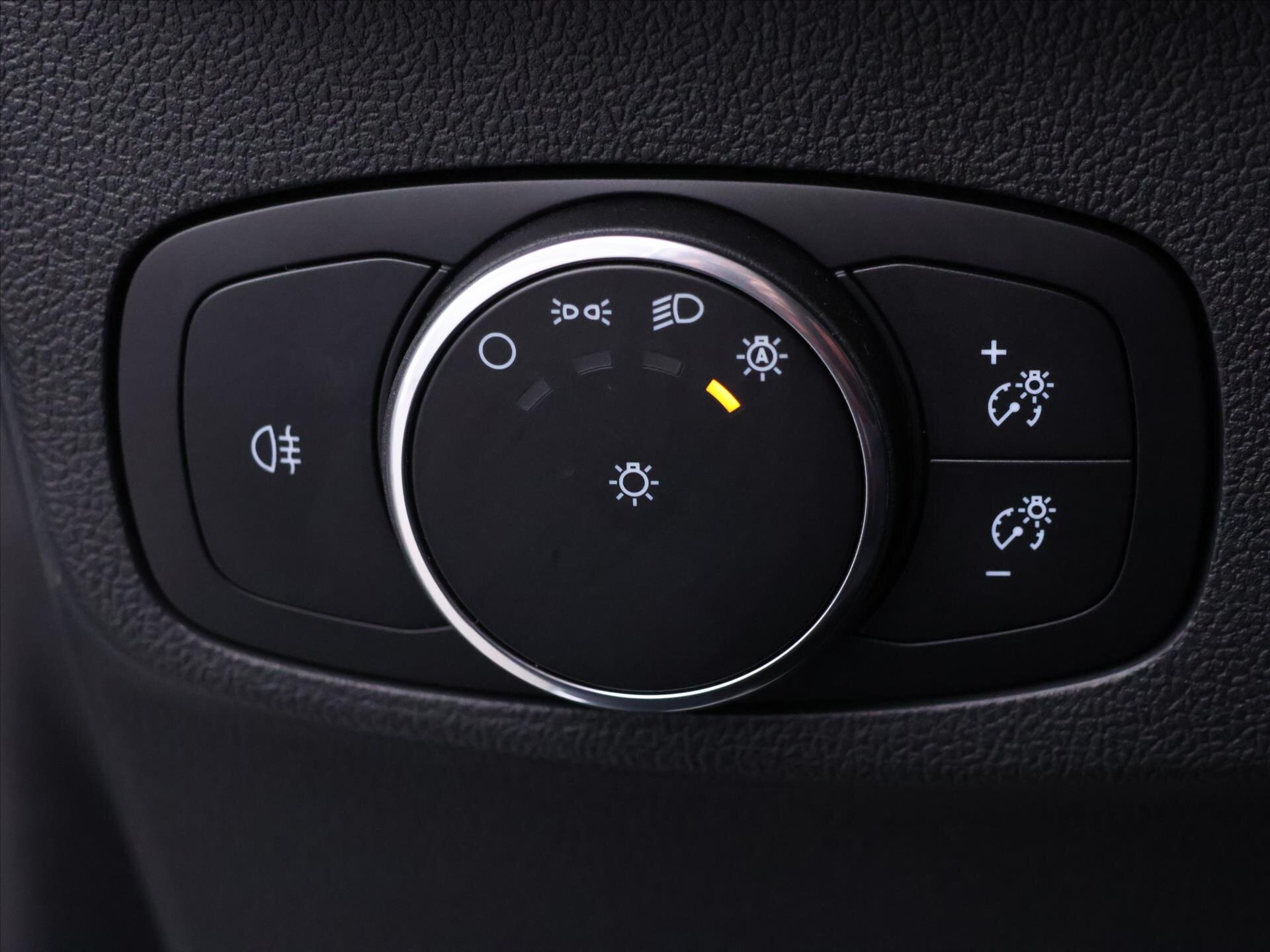 Ford Focus Kombi 999,0 114 kw