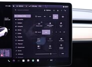 Tesla Model 3 Sedan 0,0 324 kw