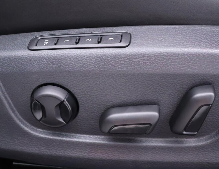 Škoda Superb Liftback 2,0 l 110 kw