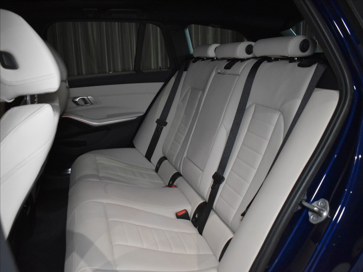 BMW Řada 3 Kombi 3,0 l 210 kw