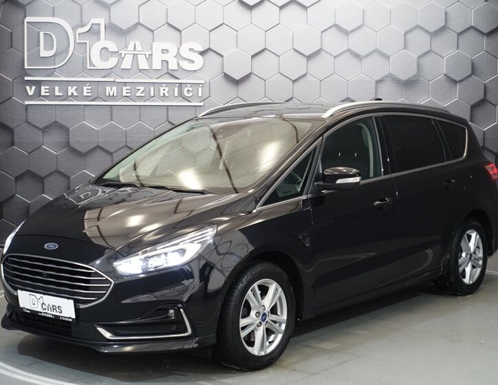 Ford S-MAX 1