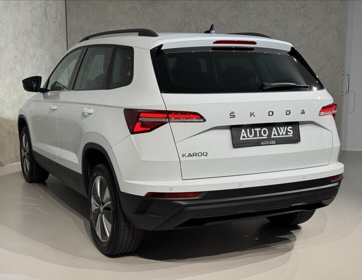 Škoda Karoq SUV / Terénní 1,5 l 110 kw