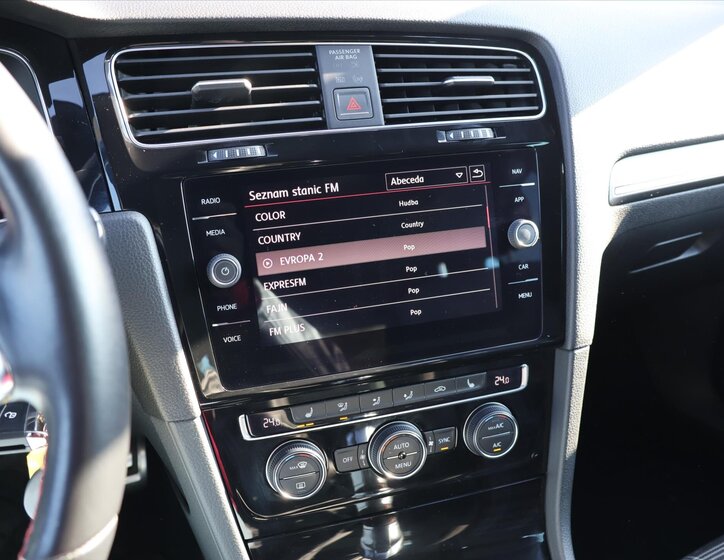 Volkswagen Golf Hatchback 2,0 l 180 kw