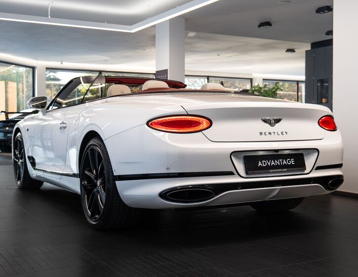 Bentley Continental GTC 4