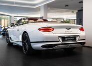 Bentley Continental GTC 4