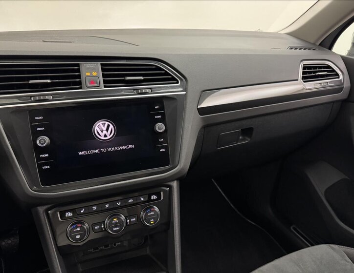 Volkswagen Tiguan 14