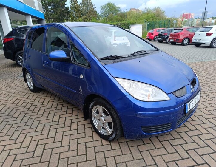 Mitsubishi Colt Hatchback 1,3 l 70 kw