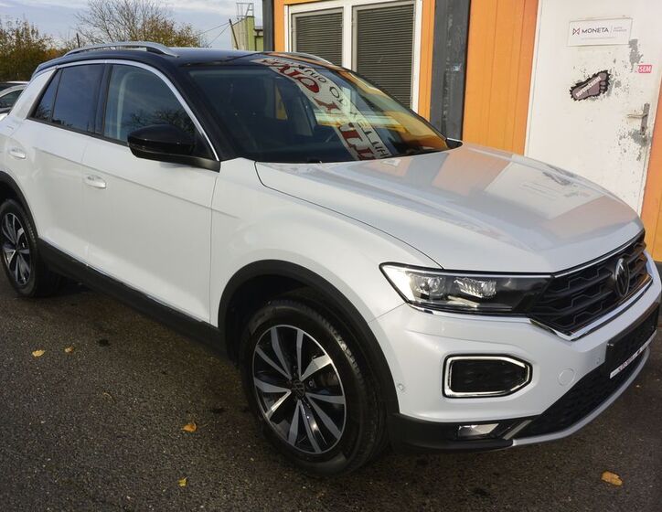 Volkswagen T-Roc 3