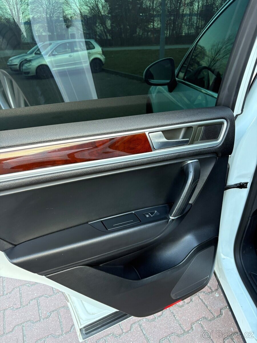 Volkswagen Touareg SUV / Terénní 0,0 193 kw