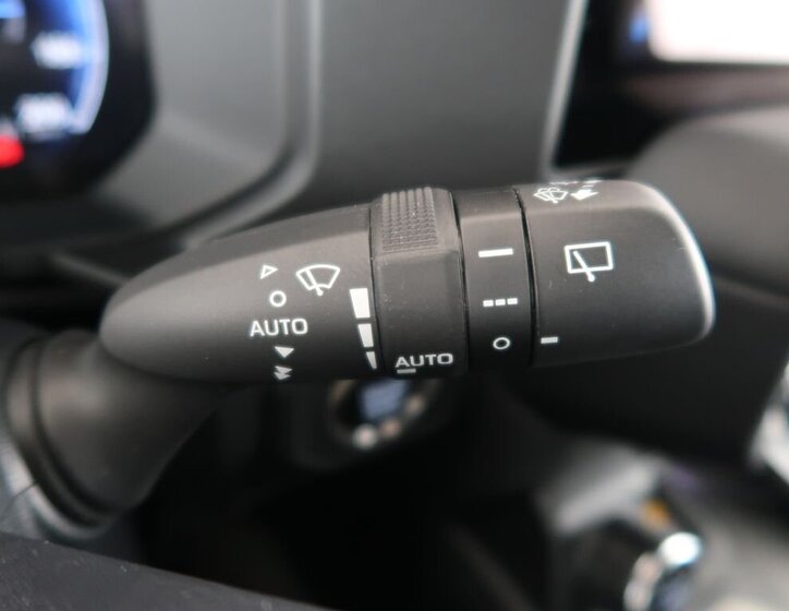 Toyota Land Cruiser SUV / Terénní 2,8 l 151 kw