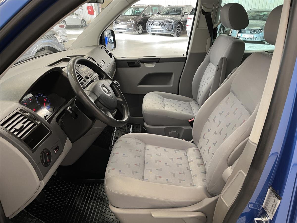 Volkswagen Caravelle Kombi 2,0 l 85 kw