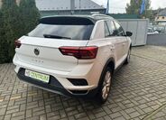 Volkswagen T-Roc 3