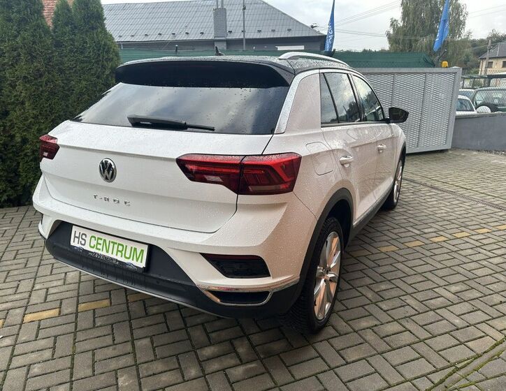 Volkswagen T-Roc 3