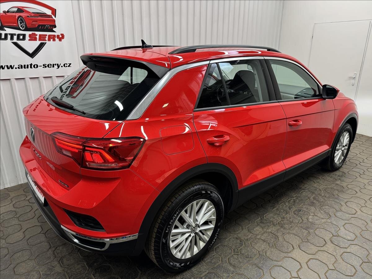 Volkswagen T-Roc SUV / Terénní 2,0 l 140 kw