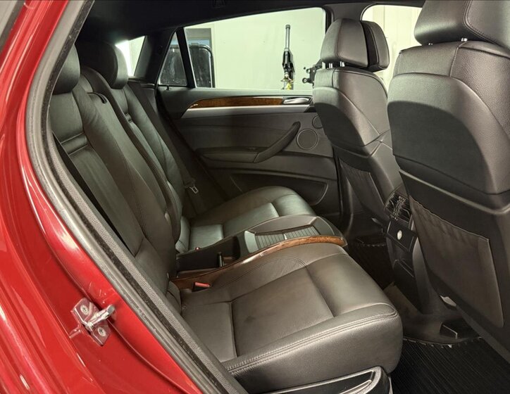 BMW X6 SUV / Terénní 3,0 l 225 kw