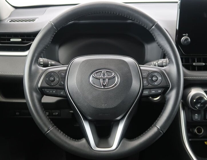 Toyota RAV4 SUV / Terénní 2,5 l 131 kw
