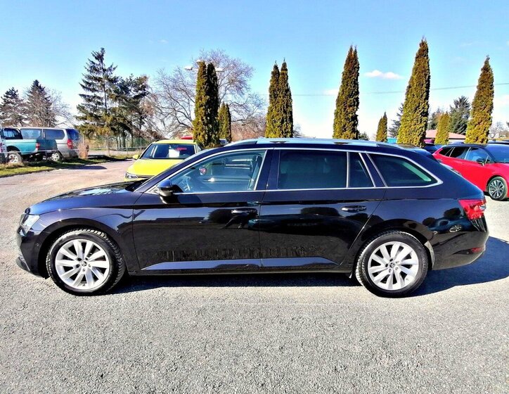 Škoda Superb Kombi 1,4 l 160 kw
