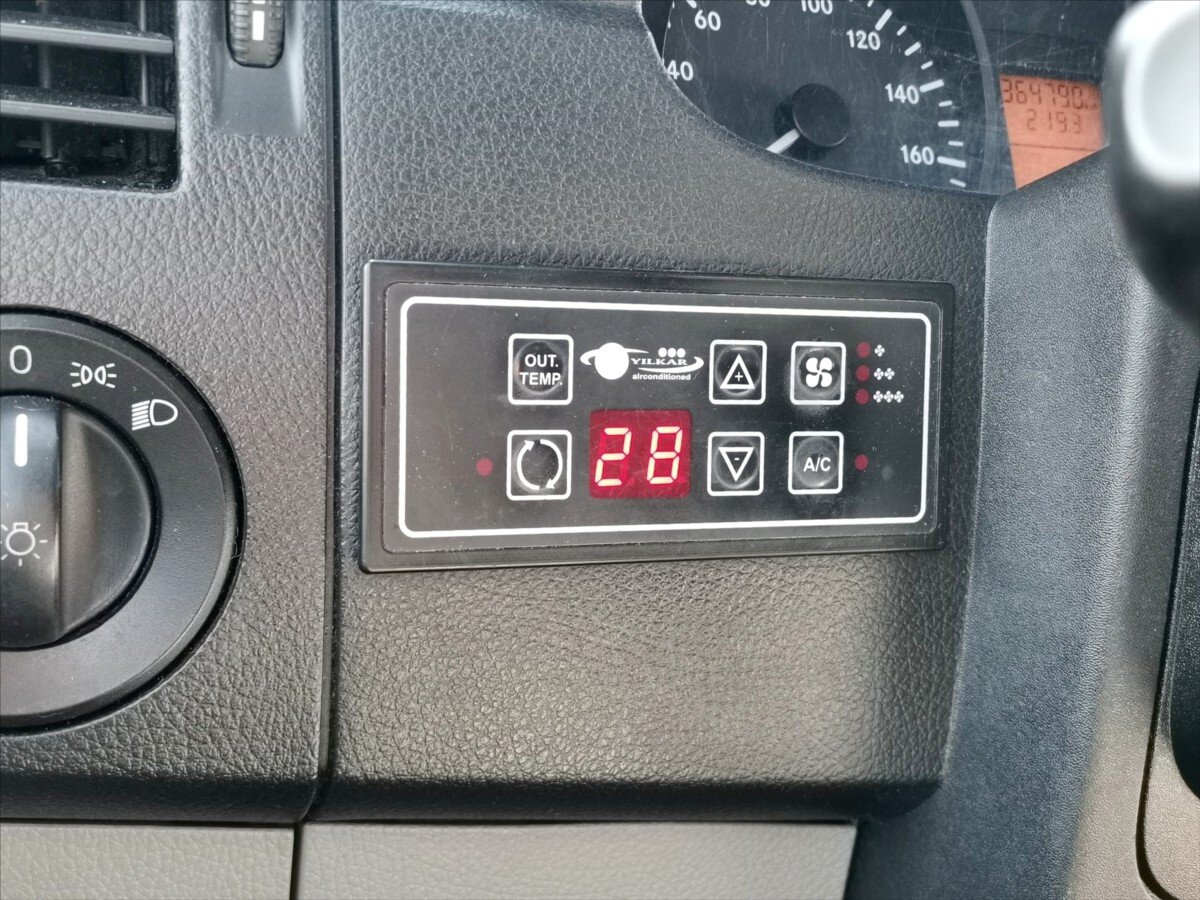 Mercedes-Benz Ostatní Ostatní 2,1 l 120 kw