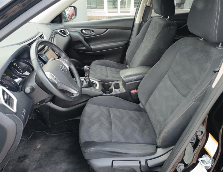 Nissan X-Trail SUV 1,6 l 120 kw