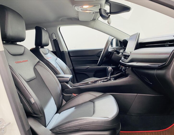 Jeep Compass Ostatní 1,3 l 132 kw