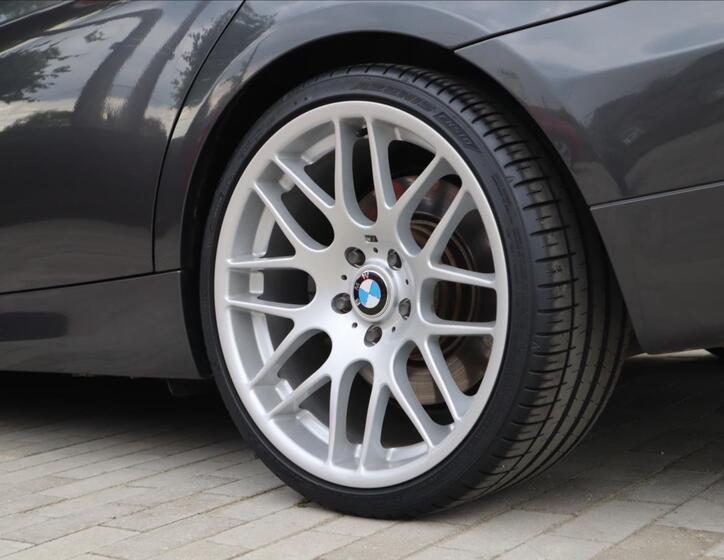 BMW Řada 3 22