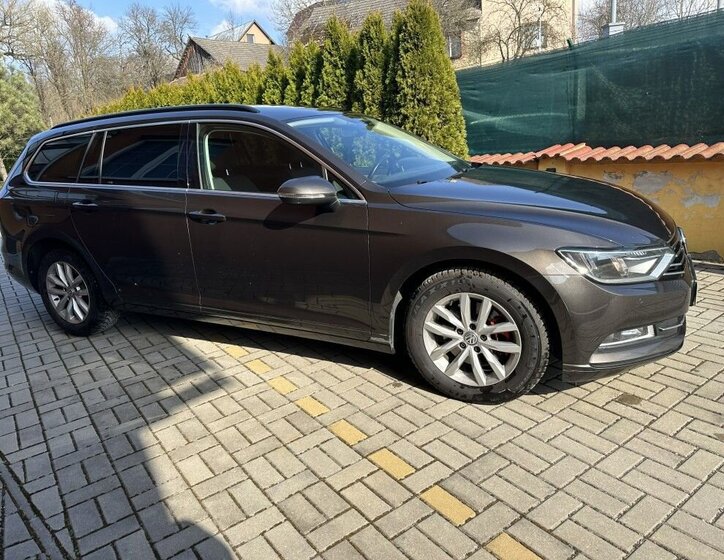 Volkswagen Passat Kombi 2,0 l 110 kw