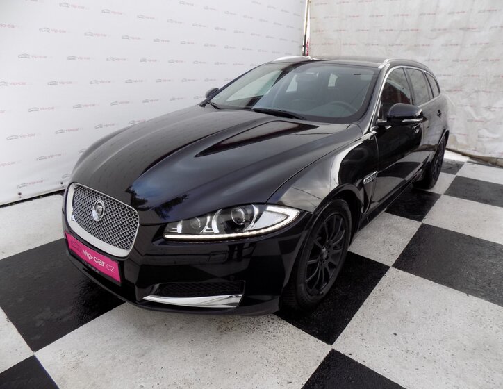 Jaguar XF 1