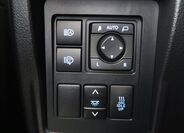 Toyota Land Cruiser 25