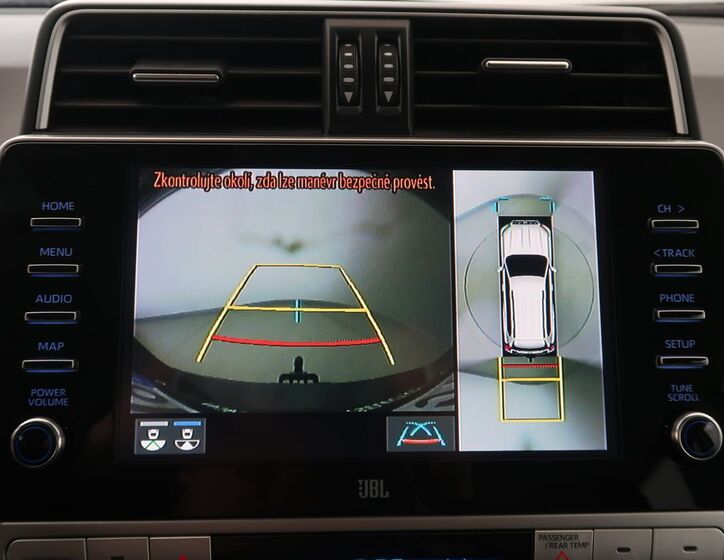 Toyota Land Cruiser 21