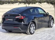 Tesla Model Y 7