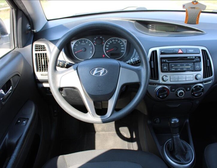 Hyundai i20 12
