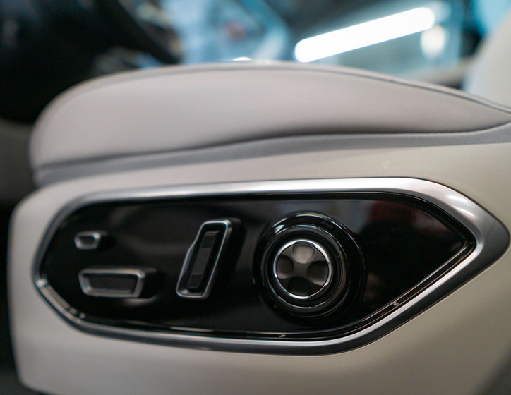 Jeep Grand Cherokee 17