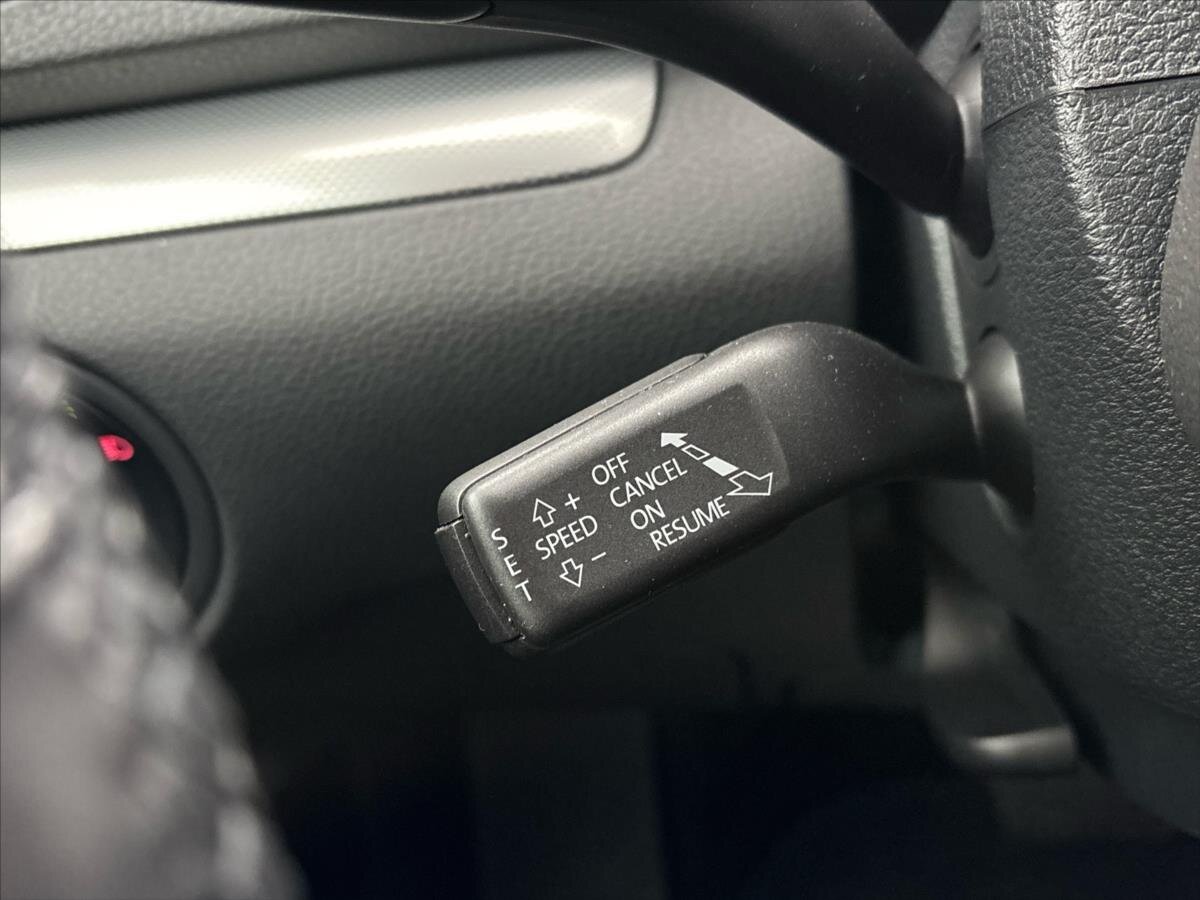 Volkswagen Sharan MPV 2,0 l 103 kw