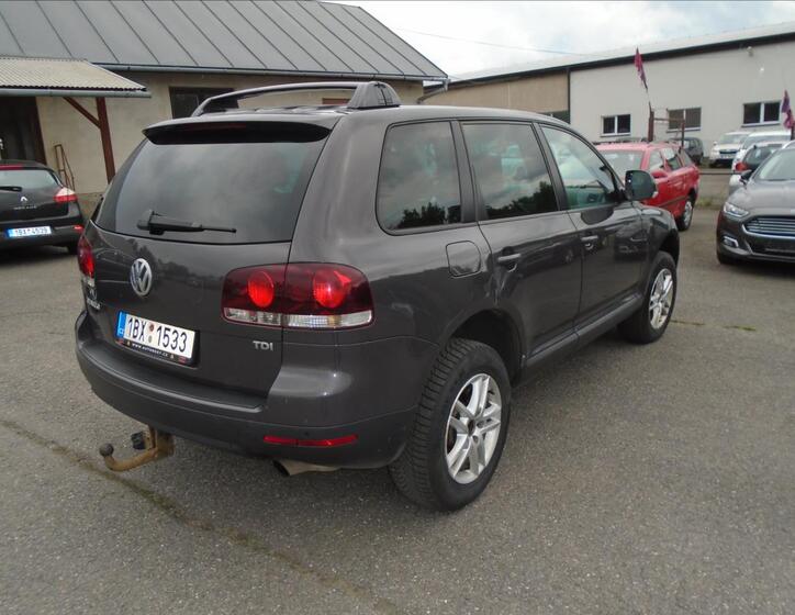 Volkswagen Touareg 4