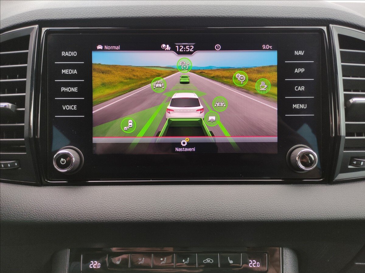 Škoda Karoq SUV 1,5 l 110 kw