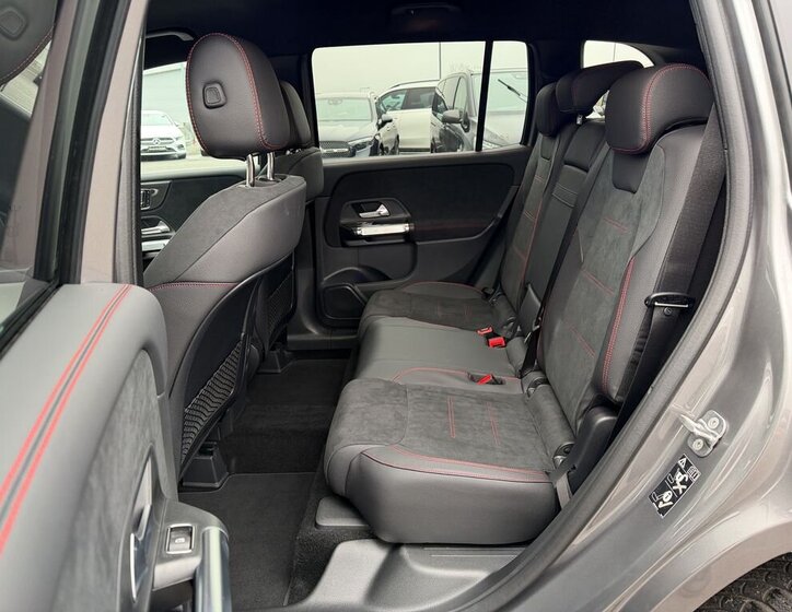 Mercedes-Benz GLB SUV / Terénní 2,0 l 110 kw