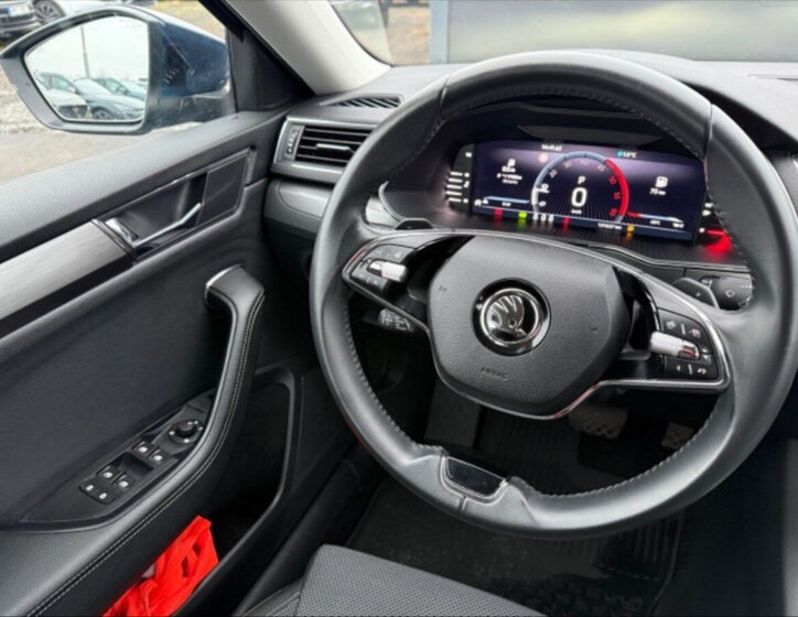 Škoda Superb Kombi 2,0 l 110 kw