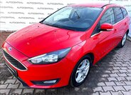 Ford Focus Kombi 999,0 92 kw