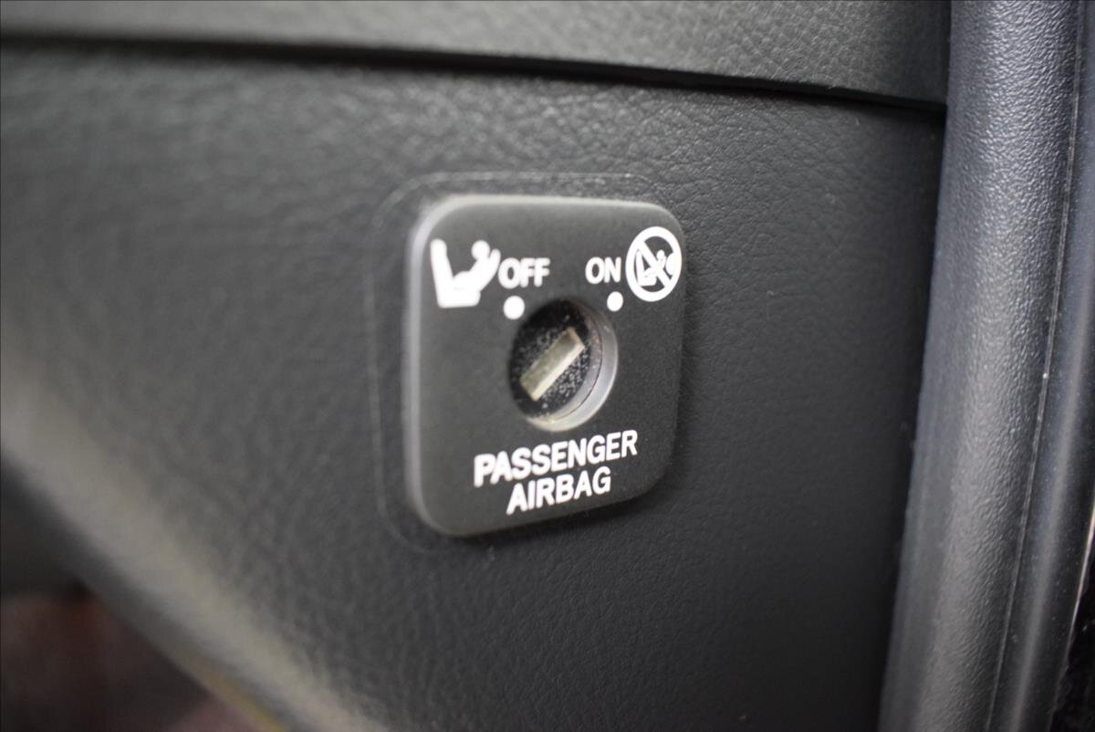 Toyota RAV4 SUV 2,0 l 112 kw