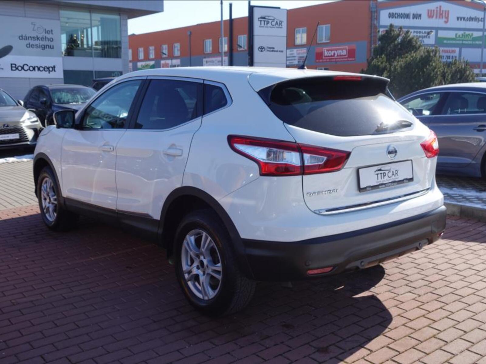 Nissan Qashqai 6