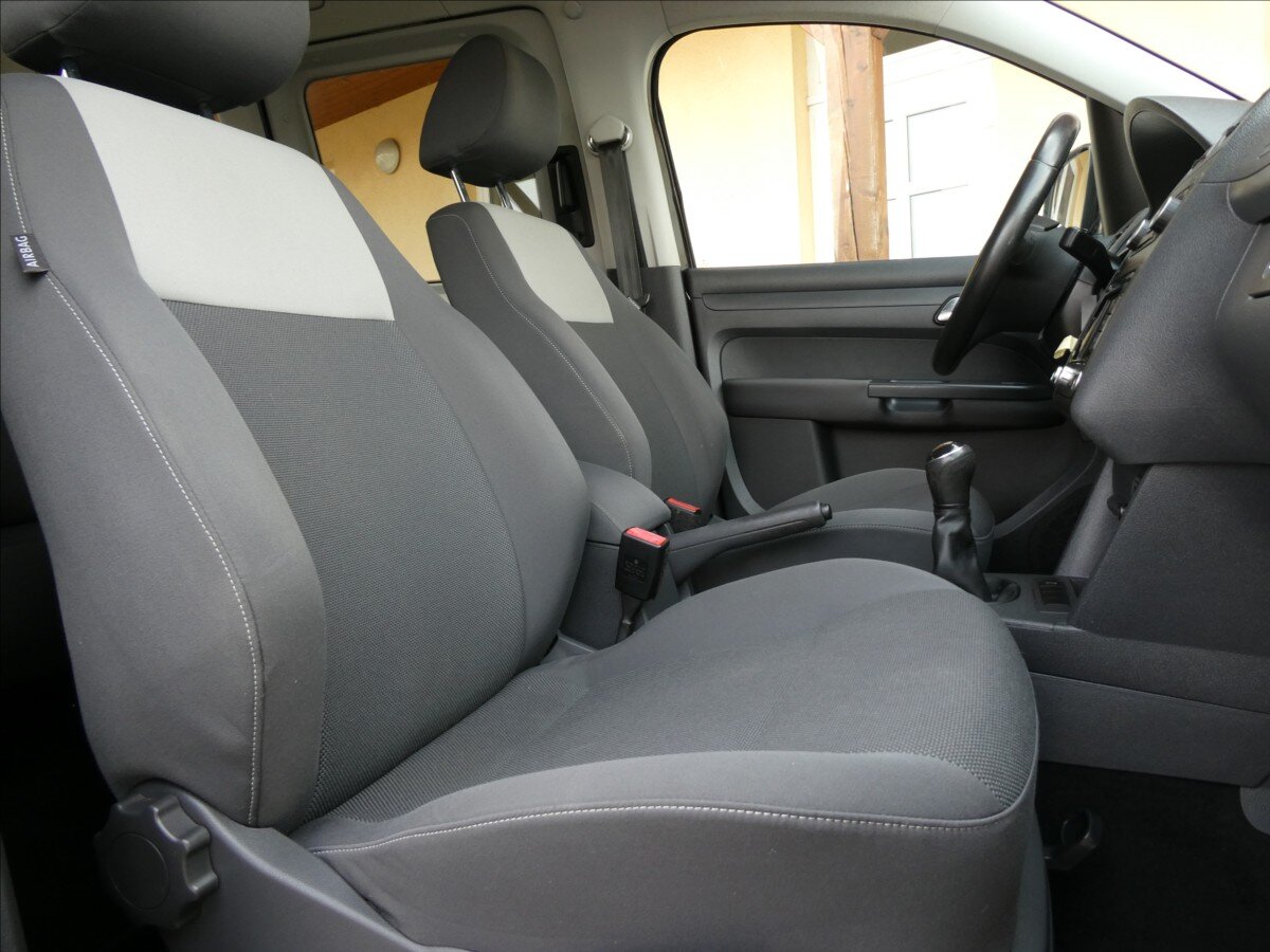 Volkswagen Caddy Kombi 1,6 l 75 kw