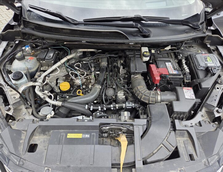 Nissan Qashqai SUV / Terénní 1,3 l 116 kw