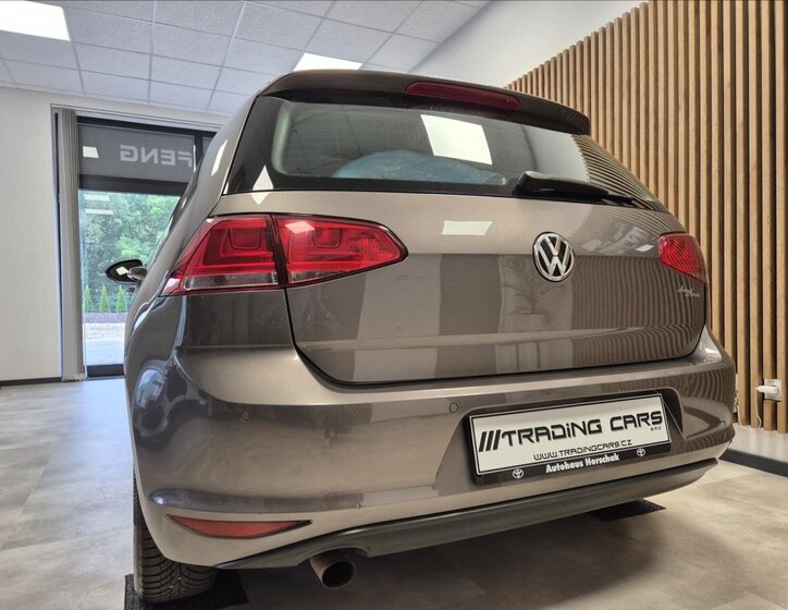 Volkswagen Golf Hatchback 1,2 l 81 kw