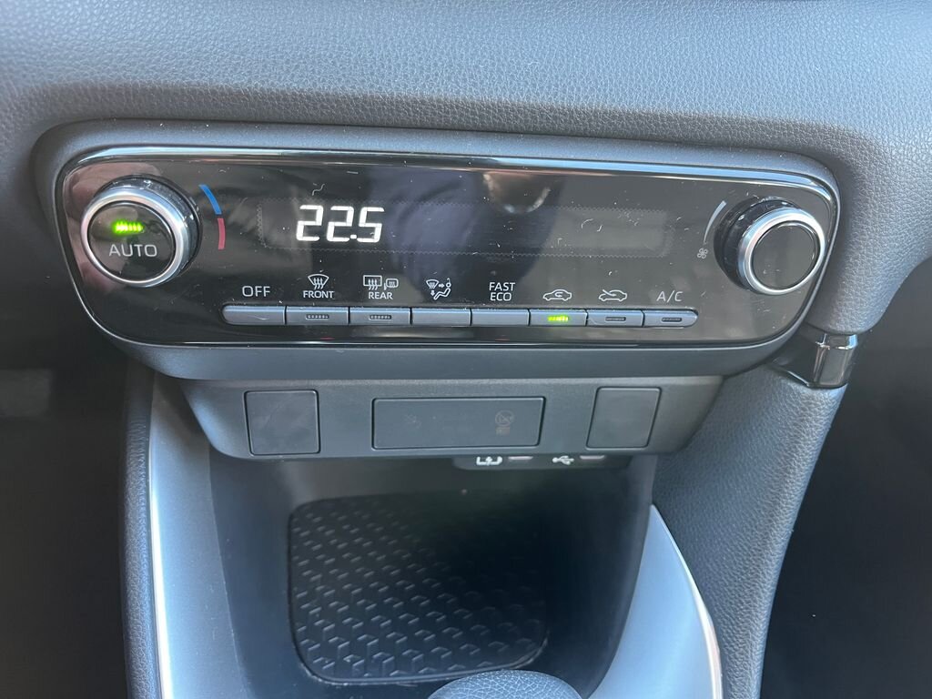 Toyota Yaris Hatchback 1,5 l 68 kw