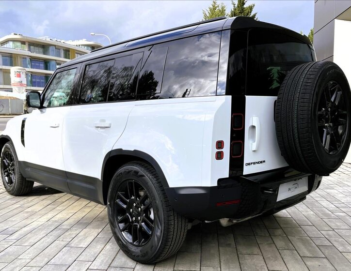 Land Rover Defender SUV / Terénní 3,0 l 147 kw