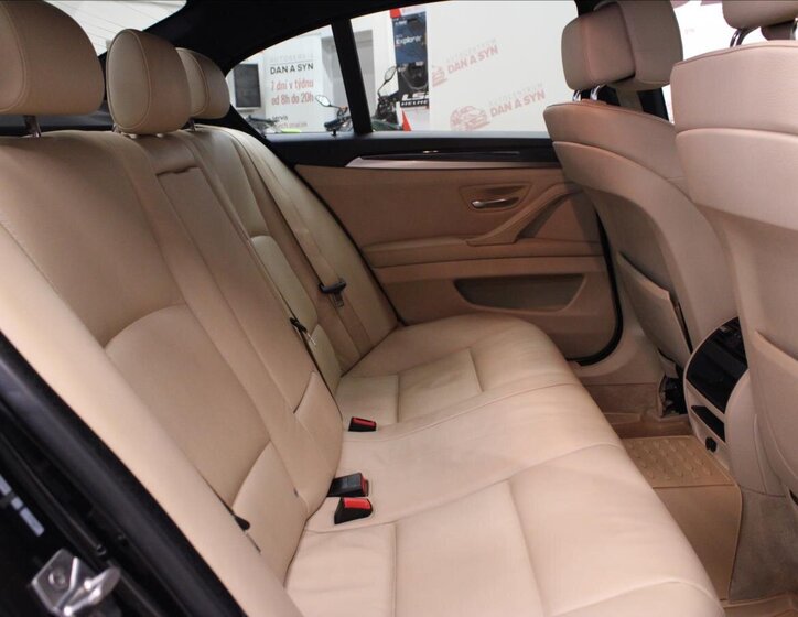 BMW Řada 5 Sedan / Limuzína 3,0 l 150 kw