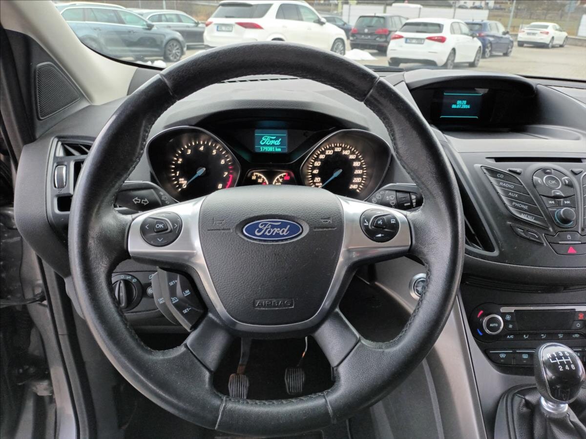 Ford Kuga SUV 1,6 l 110 kw