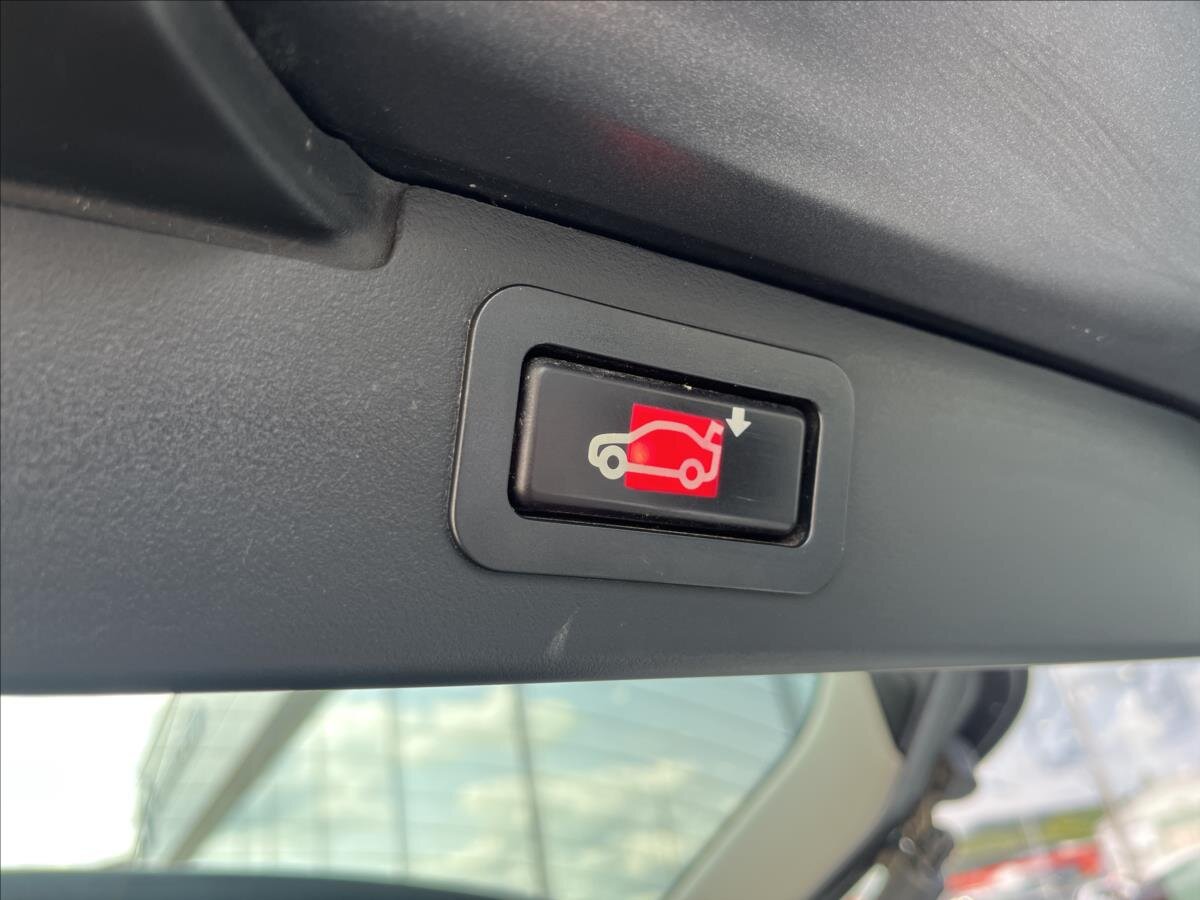 BMW X5 SUV 3,0 l 200 kw