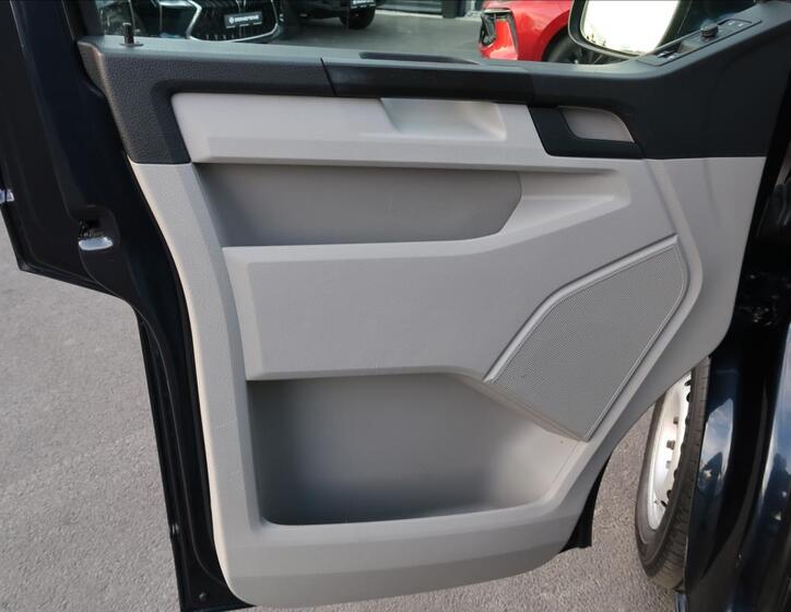 Volkswagen Transporter 23